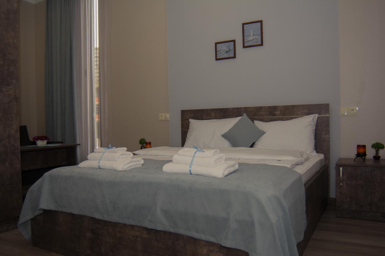 Hotel Nabadi Tbilisi Bagian luar foto