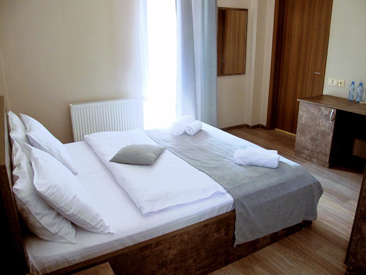 Hotel Nabadi Tbilisi Bagian luar foto