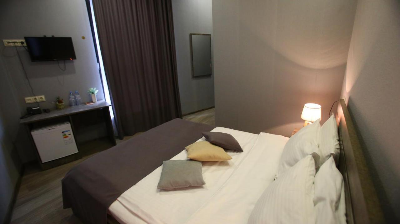 Hotel Nabadi Tbilisi Bagian luar foto