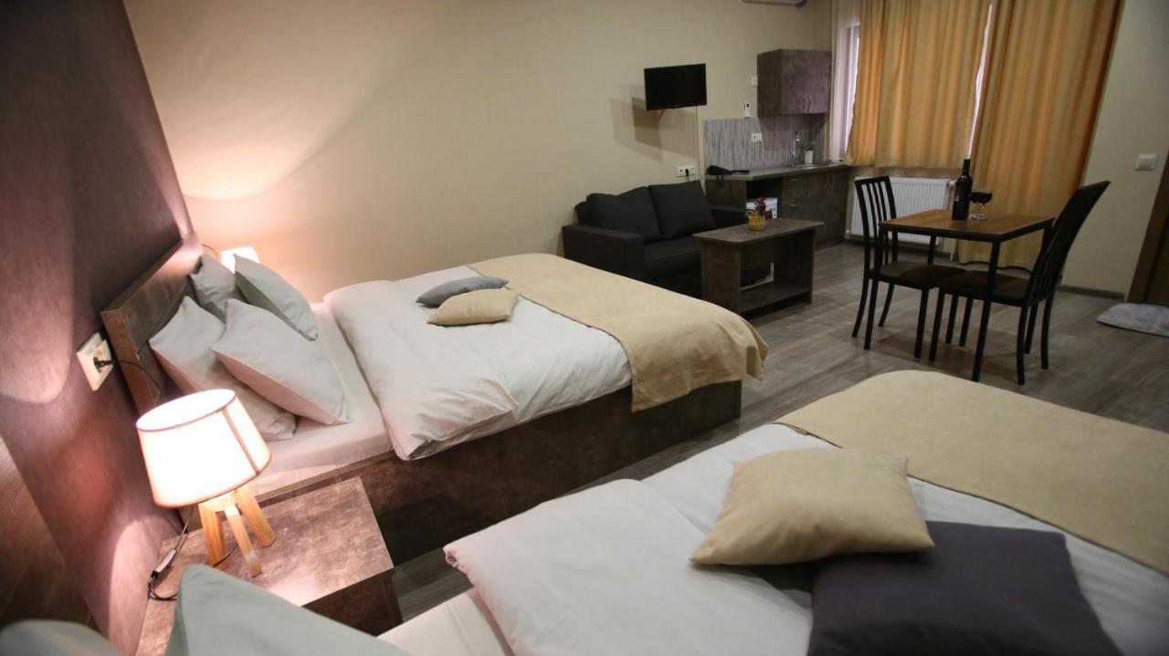Hotel Nabadi Tbilisi Bagian luar foto