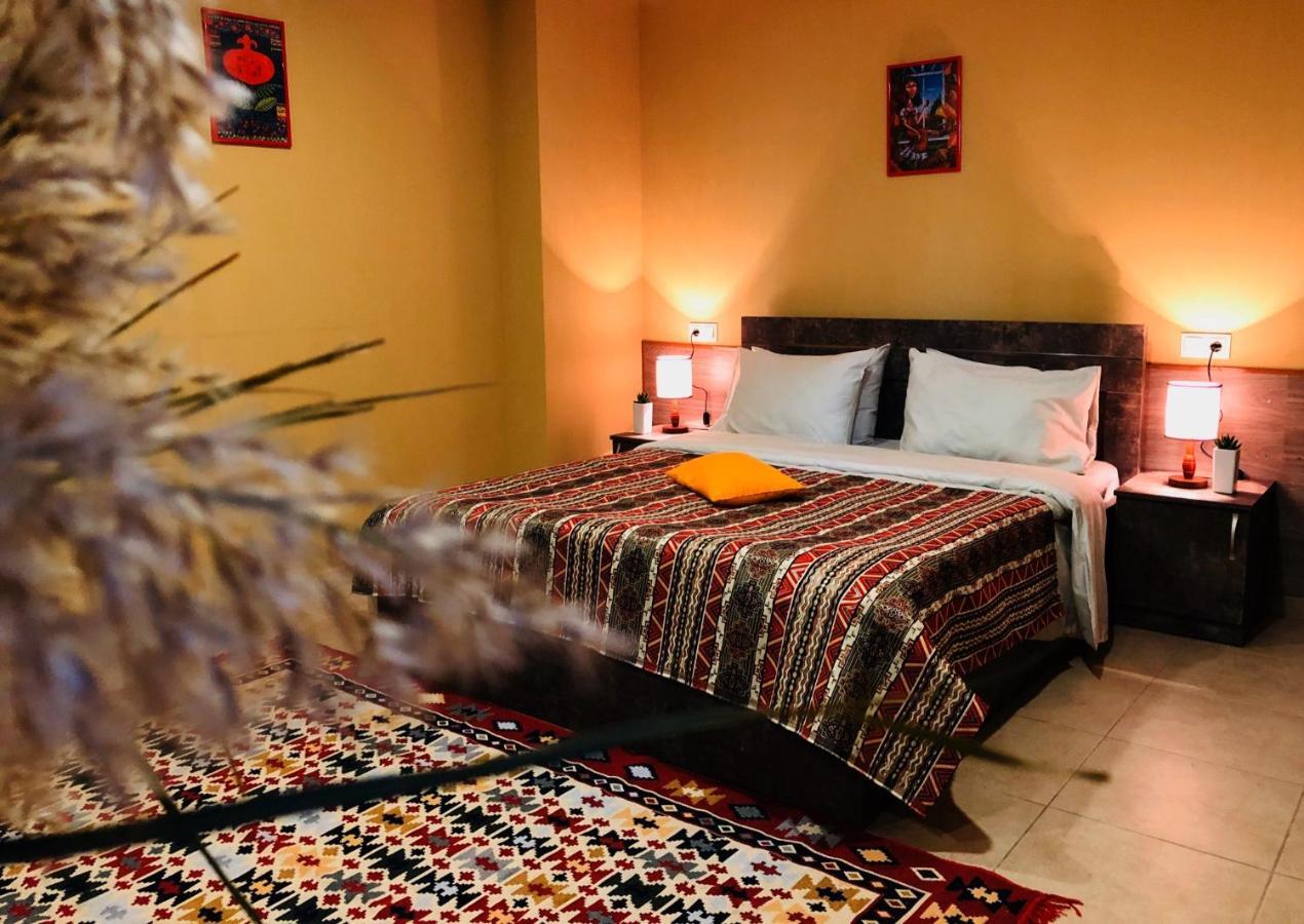 Hotel Nabadi Tbilisi Bagian luar foto