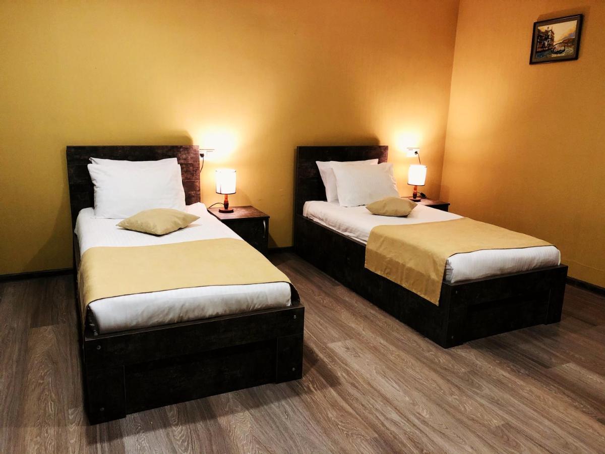 Hotel Nabadi Tbilisi Bagian luar foto
